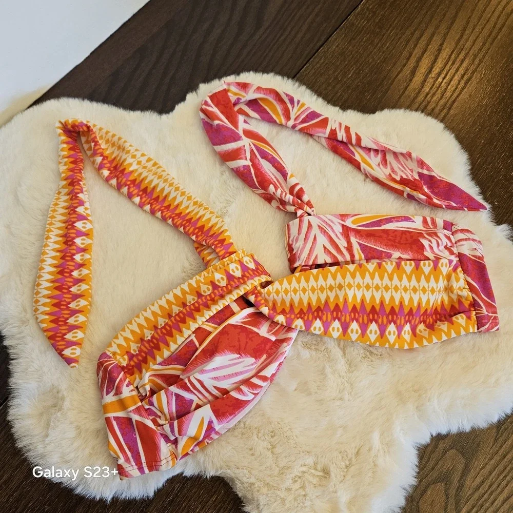 Leilani Bikini Y2K Set L‎ Top 8 Bottom Tropical V-Wire Halter Swimwear 2010 NWOT